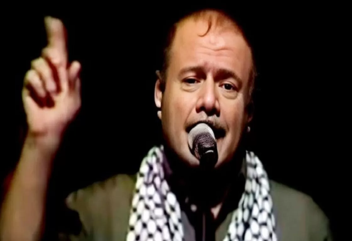 حسين منذر... جيش في حنجرة حسين منذر... جيش في حنجرة