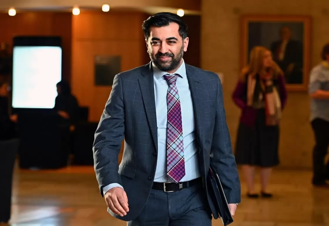 حمزة يوسف... تعرف على أول رئيس وزراء مسلم في تاريخ المملكة المتحدة واسكتلندا حمزة يوسف... تعرف على أول رئيس وزراء مسلم في تاريخ المملكة المتحدة واسكتلندا