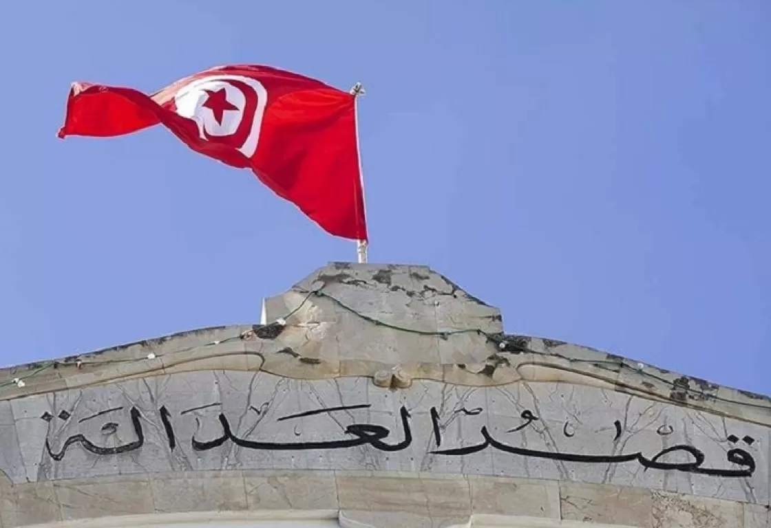 تونس تفتح ملف القروض الضائعة... هل تورط الإخوان في اختلاس أموال البلد؟