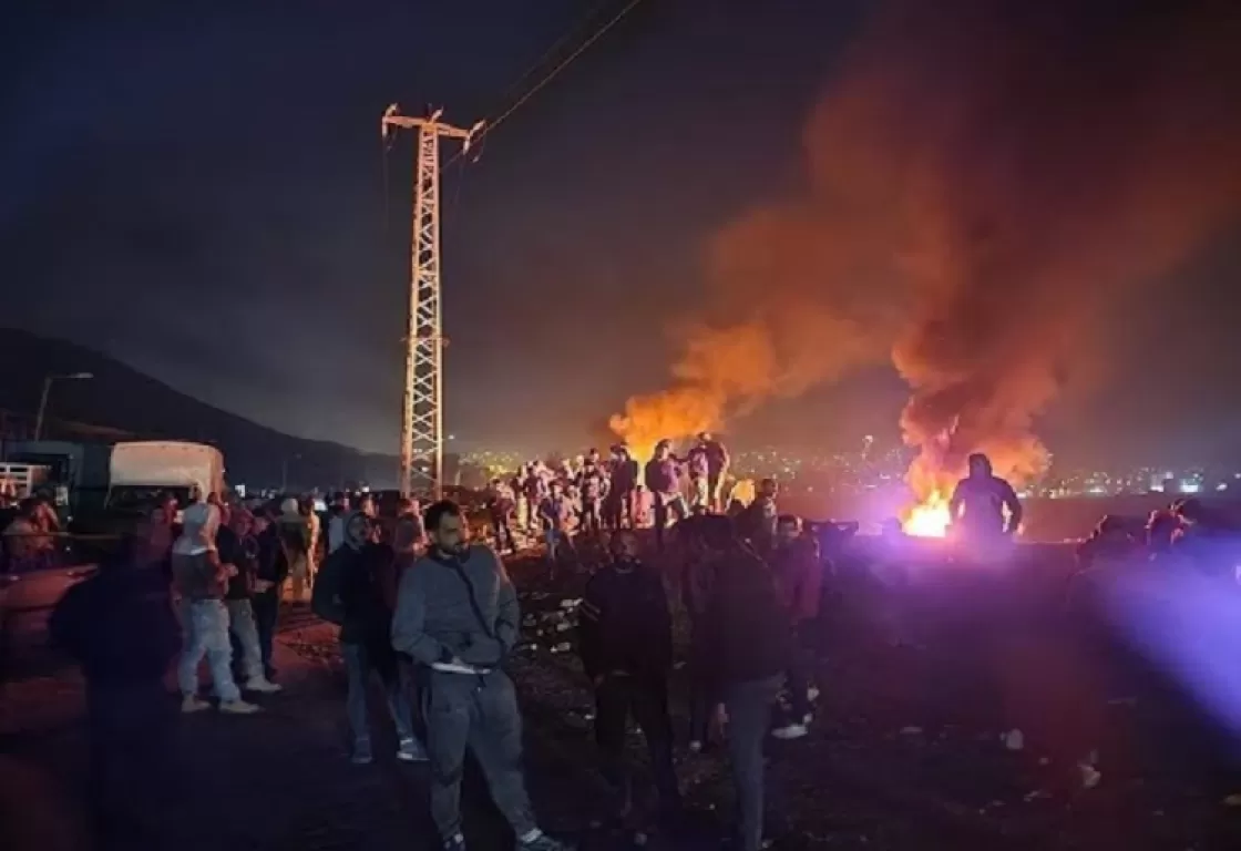 مستوطنون يشنون أكبر هجوم على الفلسطينيين منذ أعوام .. تفاصيل مستوطنون يشنون أكبر هجوم على الفلسطينيين منذ أعوام .. تفاصيل