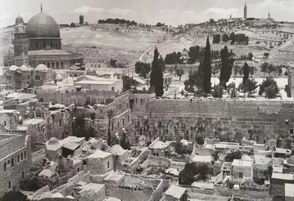 على هوامش الإمبراطوريات: التاريخ المغمور لحيّ المغاربة في القدس