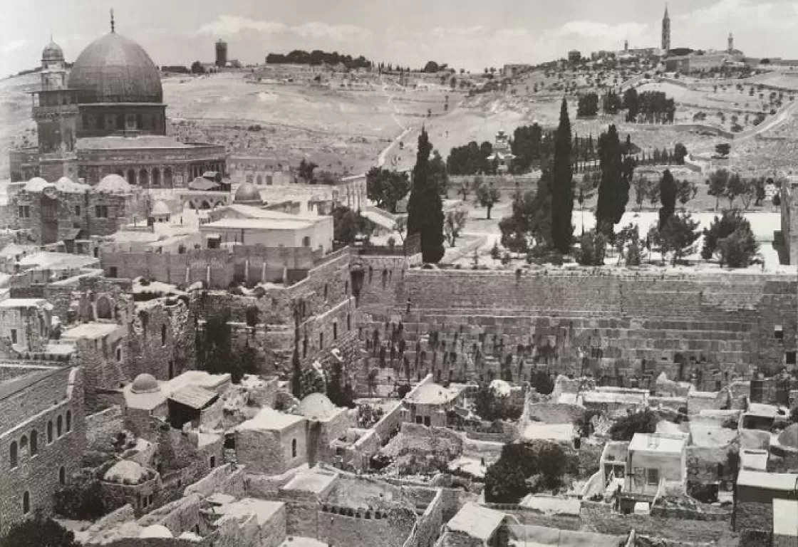 على هوامش الإمبراطوريات: التاريخ المغمور لحيّ المغاربة في القدس على هوامش الإمبراطوريات: التاريخ المغمور لحيّ المغاربة في القدس