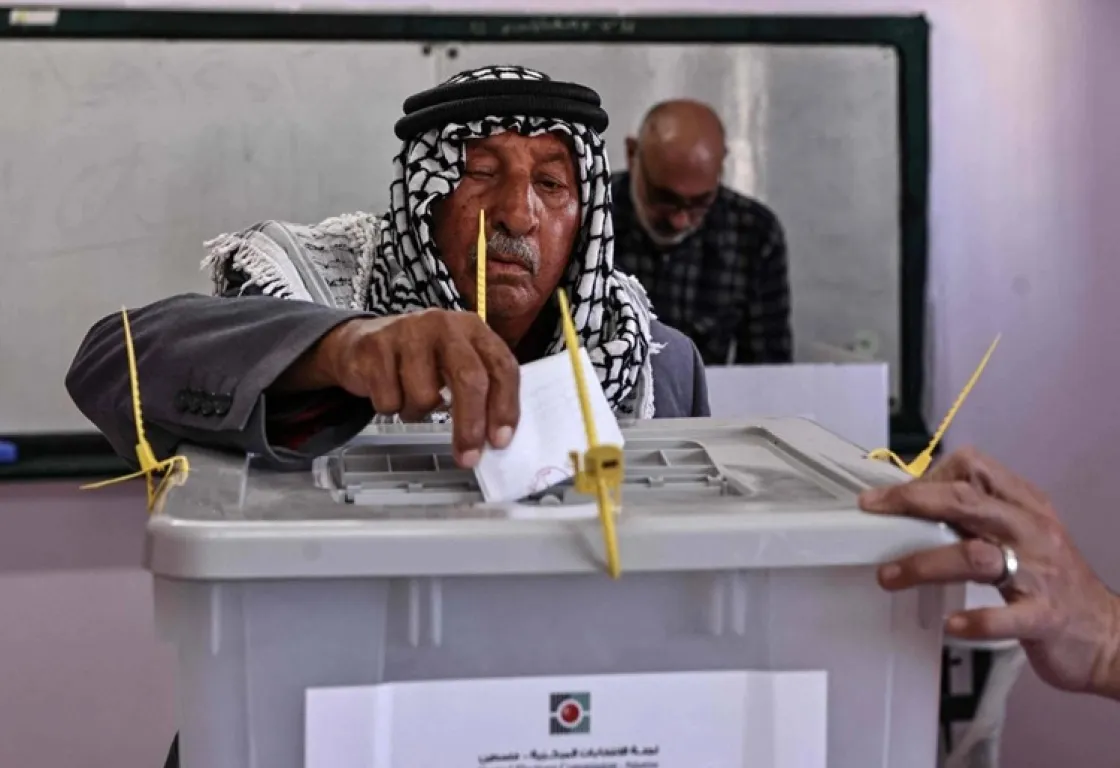 حماس والانتخابات... عودة إلى السياسة أم محاولة للخروج من المأزق؟ حماس والانتخابات... عودة إلى السياسة أم محاولة للخروج من المأزق؟