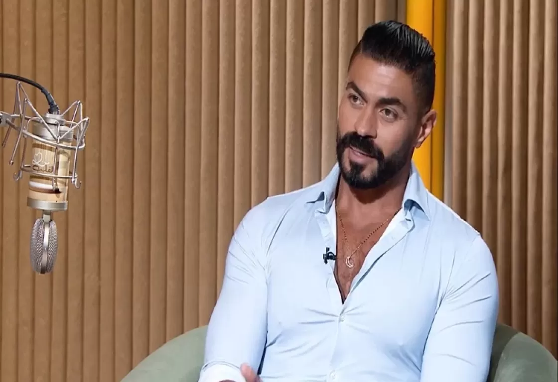 كيف تعرض خالد سليم للسحر ولماذا قرر حلاقة شعره على الهواء؟! كيف تعرض خالد سليم للسحر ولماذا قرر حلاقة شعره على الهواء؟!