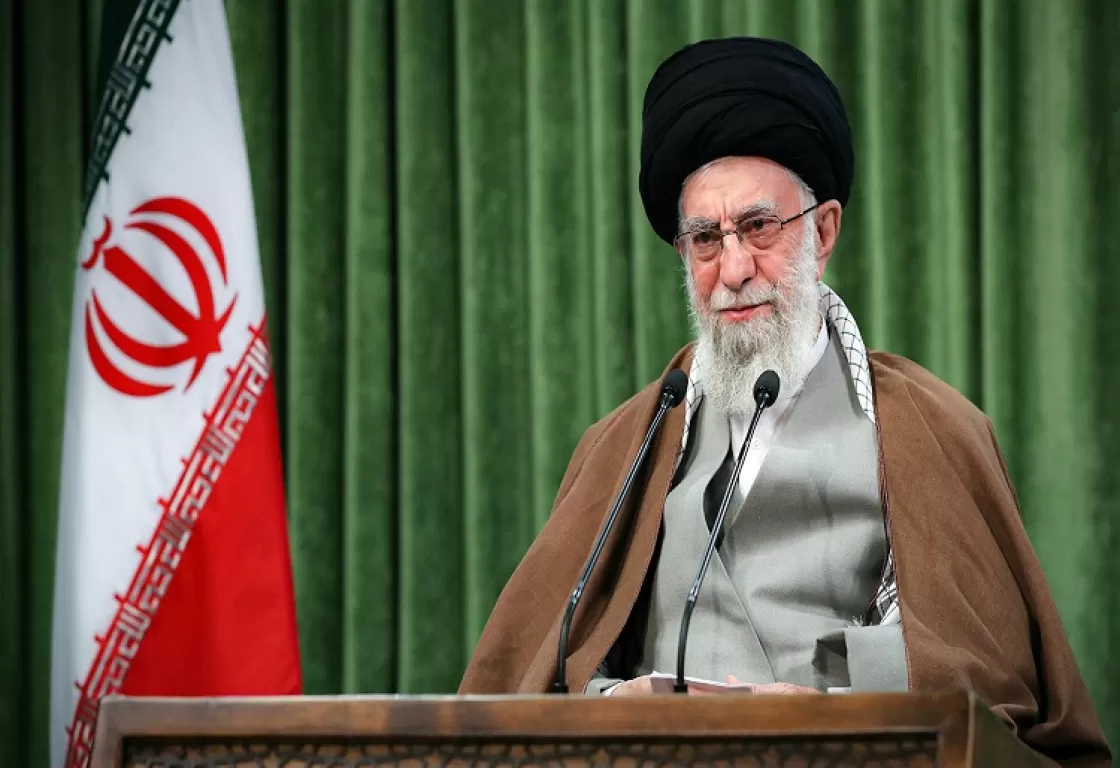 هل أصبح خامنئي تاجر دولارات؟ وكيف يتدخل في السياسات الاقتصادية؟ هل أصبح خامنئي تاجر دولارات؟ وكيف يتدخل في السياسات الاقتصادية؟