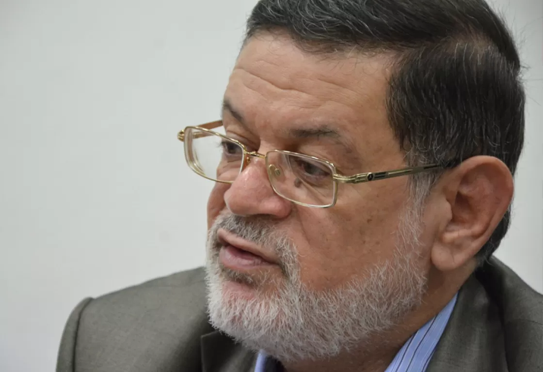 "أئمة الشر".. كتاب يكشف التقارب بين أفكار مرشد طهران ومرشد الإخوان "أئمة الشر".. كتاب يكشف التقارب بين أفكار مرشد طهران ومرشد الإخوان