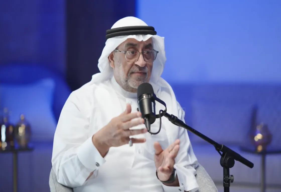 من طهارة القلم إلى ذاكرة الحمراء... الخطاط الإماراتي خالد الجلاف يروي سيرة الحرف العربي من طهارة القلم إلى ذاكرة الحمراء... الخطاط الإماراتي خالد الجلاف يروي سيرة الحرف العربي