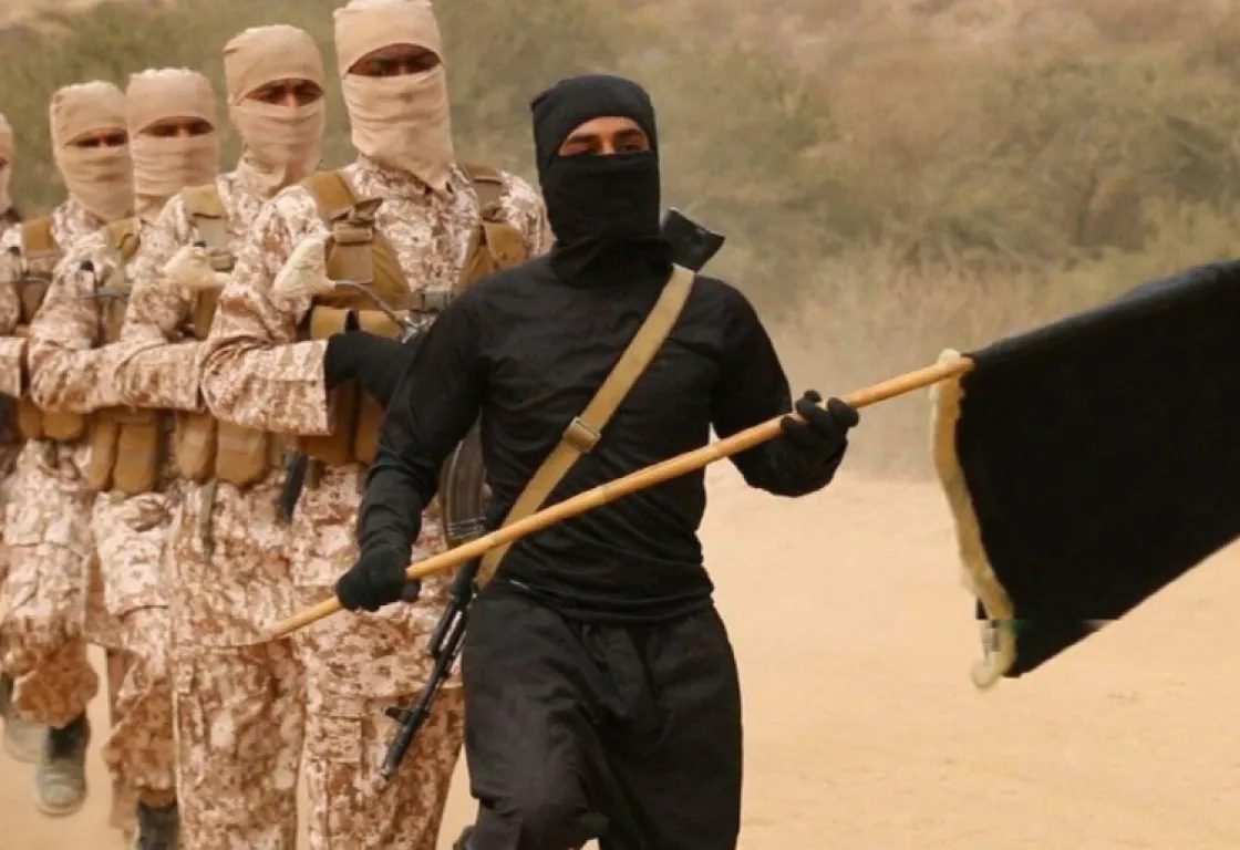 صراع النفوذ بين القاعدة وداعش يعمّق أزمات دول الساحل صراع النفوذ بين القاعدة وداعش يعمّق أزمات دول الساحل
