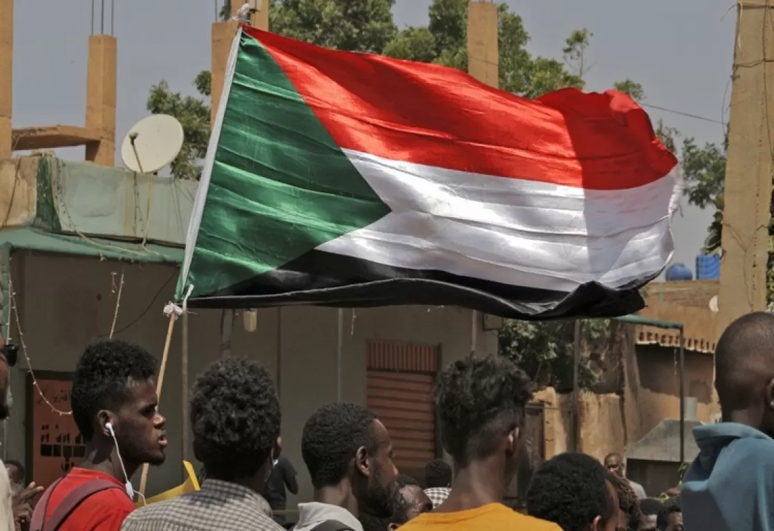 اللعب على المكشوف... إخوان السودان يعودون إلى الواجهة عبر الجيش