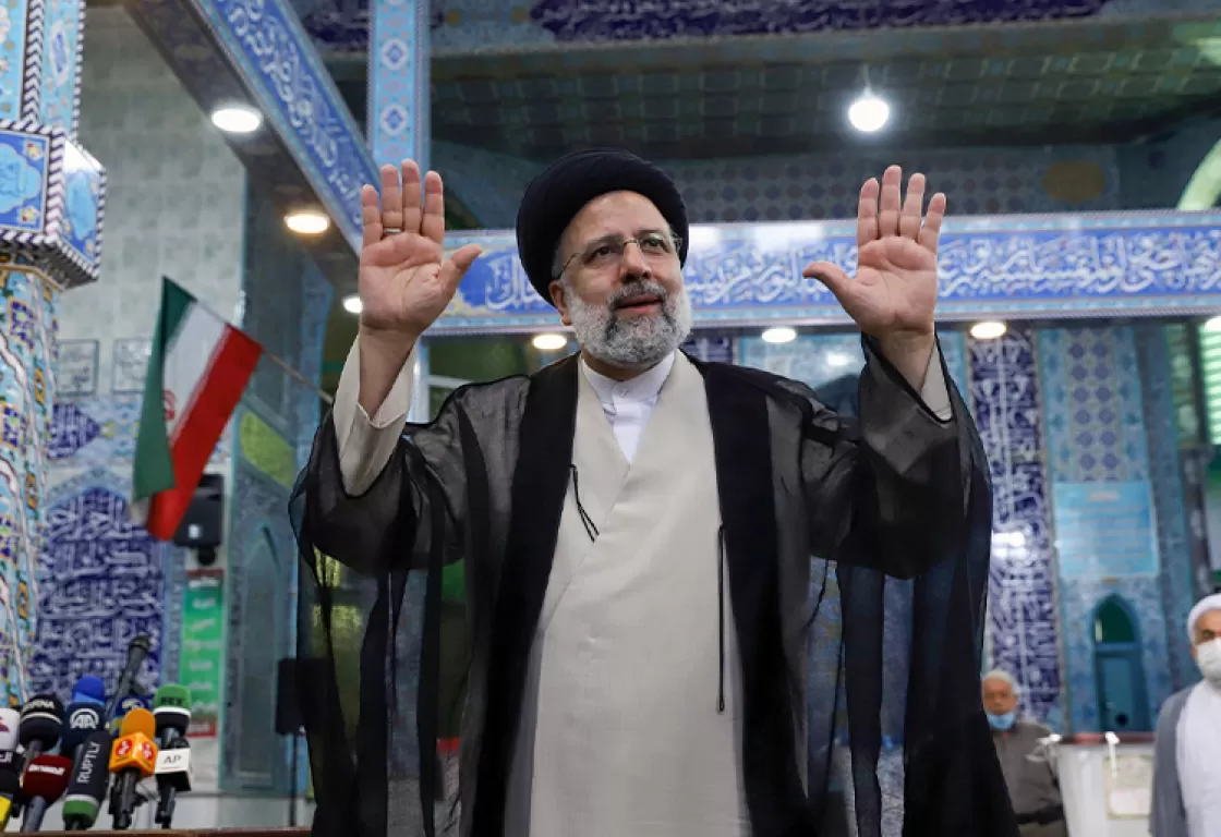 المحافظون الإيرانيون يخشون خسارة الانتخابات بسبب أداء رئيسي السيئ المحافظون الإيرانيون يخشون خسارة الانتخابات بسبب أداء رئيسي السيئ