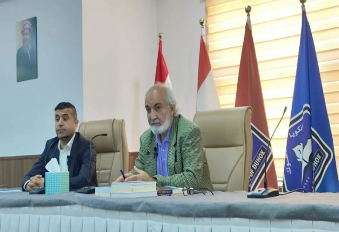 رحّالة بين اللغات… سيرة شغف تصنعها الترجمة واكتشاف العالم