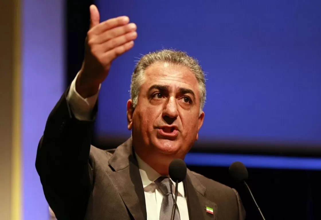 رضا بهلوي: المرشد الإيراني يسعى لدفع ابنه ليخلفه في المنصب رضا بهلوي: المرشد الإيراني يسعى لدفع ابنه ليخلفه في المنصب