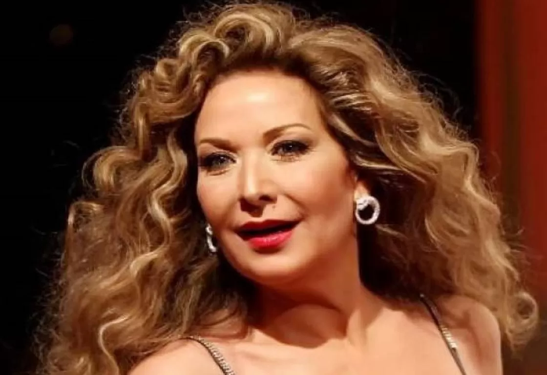 شرط غريب... الفنانة رغدة تعيد نشر وصيتها لأبنائها (فيديو) شرط غريب... الفنانة رغدة تعيد نشر وصيتها لأبنائها (فيديو)