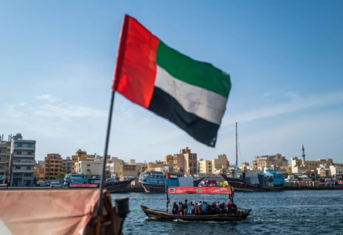 الإمارات تُحكم قبضتها الأمنية: إحباط تهريب سلاح لإخوان السودان وتفكيك شبكات إيرانية