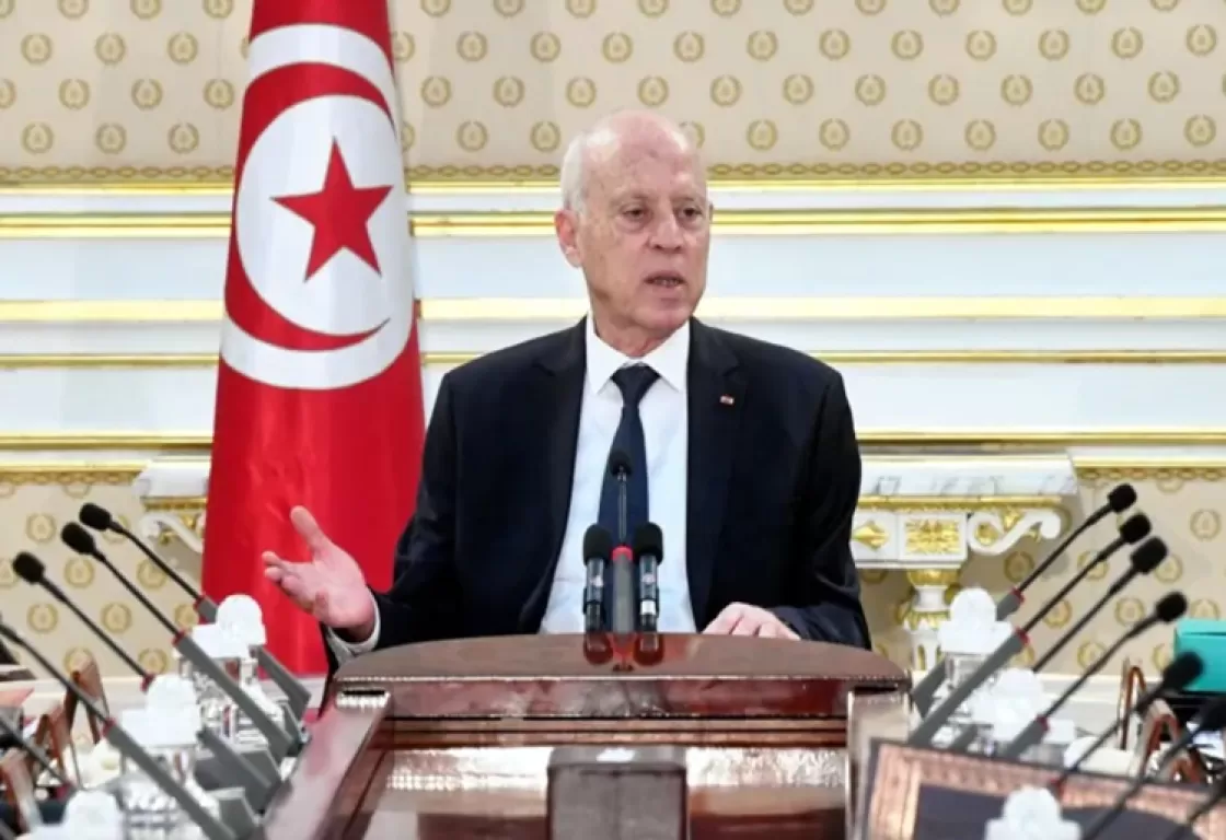 "تأمين" الانتخابات.. رئيس تونس يحذر من الإخوان والتمويل الأجنبي "تأمين" الانتخابات.. رئيس تونس يحذر من الإخوان والتمويل الأجنبي