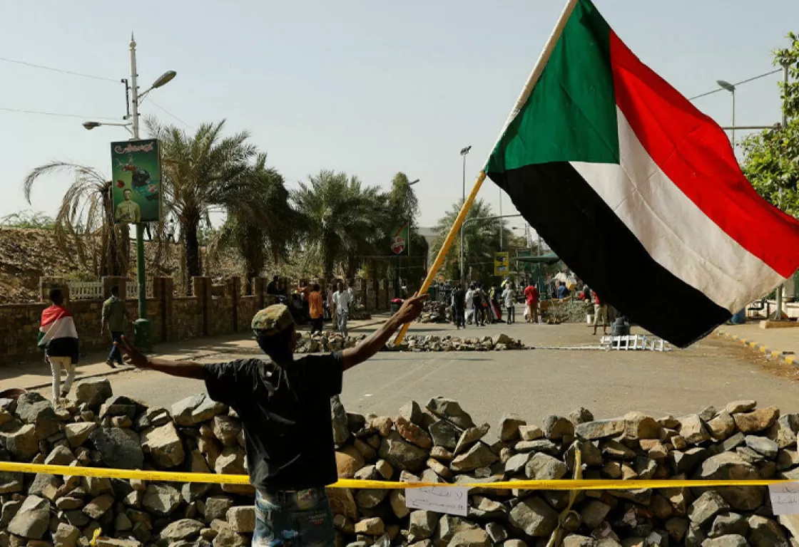 "رصاصة الإخوان" تحرق السودان.. الحرب تدخل عامها الثالث "رصاصة الإخوان" تحرق السودان.. الحرب تدخل عامها الثالث