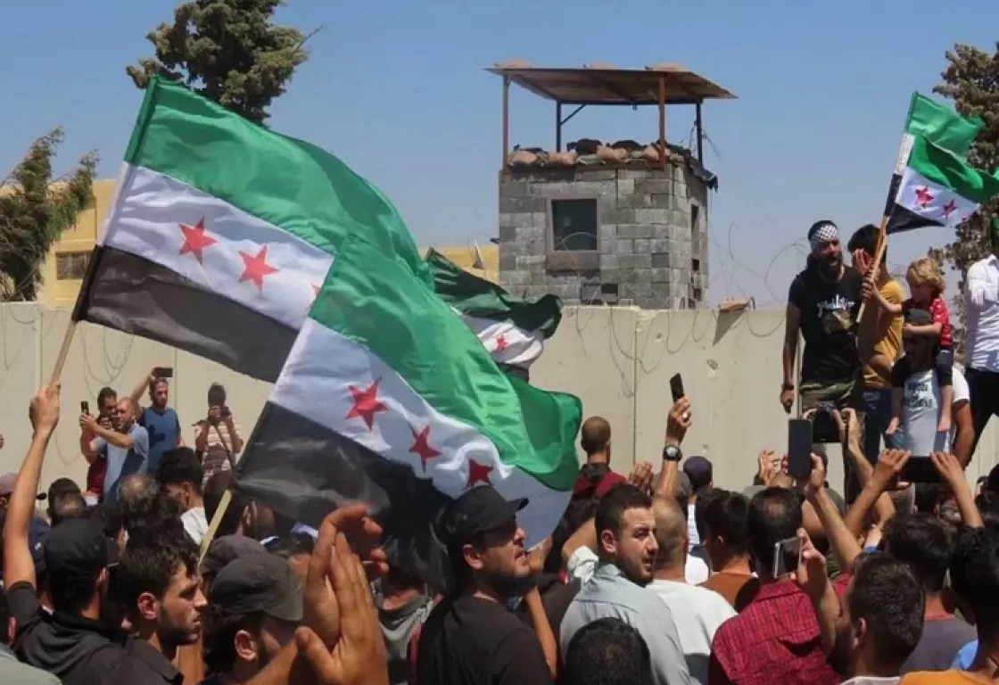 احتجاجاً على تقارب أنقرة مع الأسد... سوريون يتظاهرون في إدلب