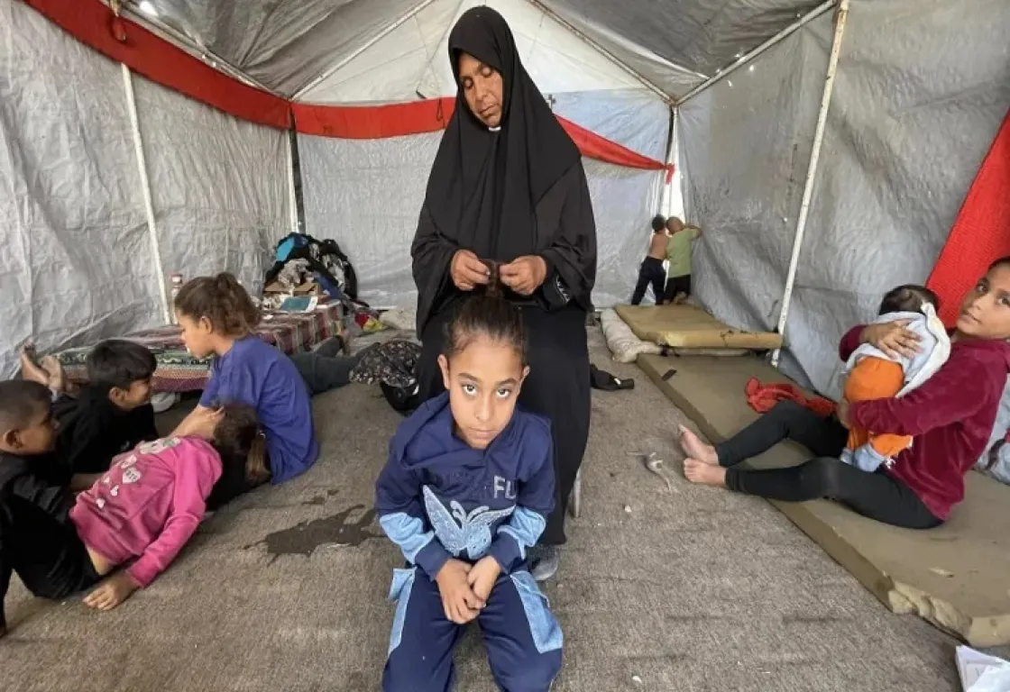 بسبب الإبادة... أجداد وجدات في غزة يعودون إلى أدوار الوالدين 