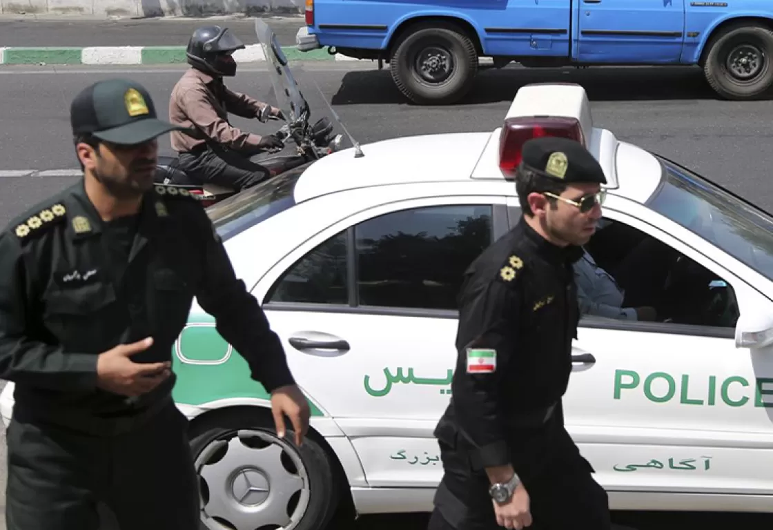 السلطات الإيرانية تعتقل الصحفي الذي كشف حالات تسمم الطالبات