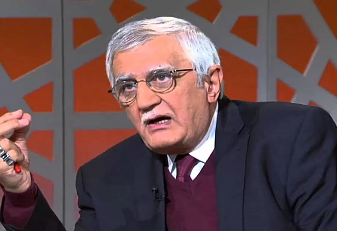ضياء الشكرجي لـ "حفريات": هذا ما جرى بعدما طلّقت "الإسلام السياسي" بالثلاث ضياء الشكرجي لـ "حفريات": هذا ما جرى بعدما طلّقت "الإسلام السياسي" بالثلاث