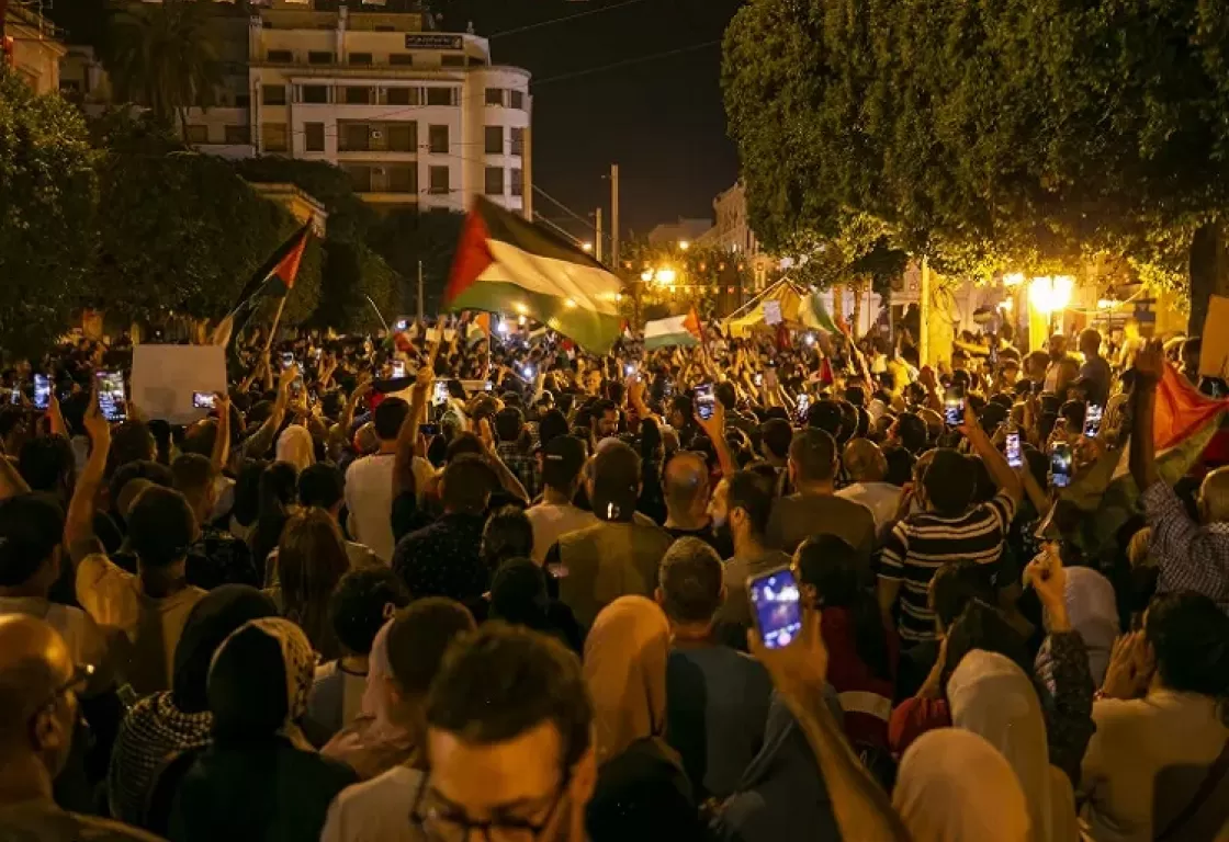 العالم يندد بمجزرة المستشفى في غزة.. هل تتوقف إسرائيل عن جرائمها؟ العالم يندد بمجزرة المستشفى في غزة.. هل تتوقف إسرائيل عن جرائمها؟