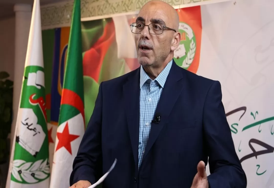 الجزائر... الإخوان يختارون حساني رئيساً لـ (حمس) الجزائر... الإخوان يختارون حساني رئيساً لـ (حمس)