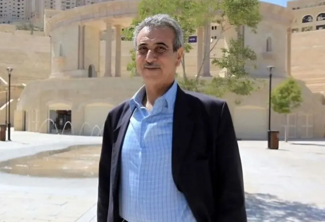 علي شعث.. سيرة خبير يقود غزة وسط الركام