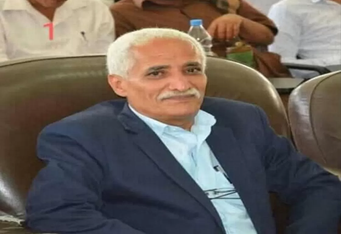 تضامن واسع مع مسؤول تعرض لاعتداء من أجهزة الإخوان في تعز تضامن واسع مع مسؤول تعرض لاعتداء من أجهزة الإخوان في تعز