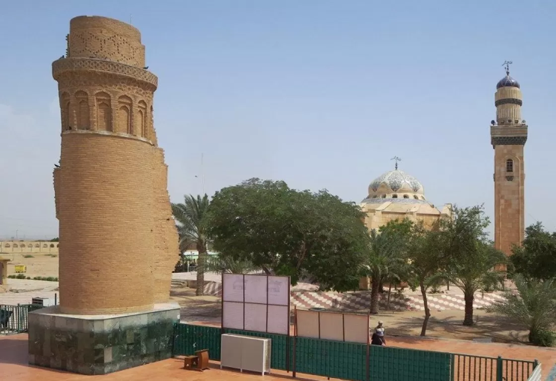 غضب عراقي بعد هدم مسجد أثري عمره (300) عام... لماذا؟ غضب عراقي بعد هدم مسجد أثري عمره (300) عام... لماذا؟