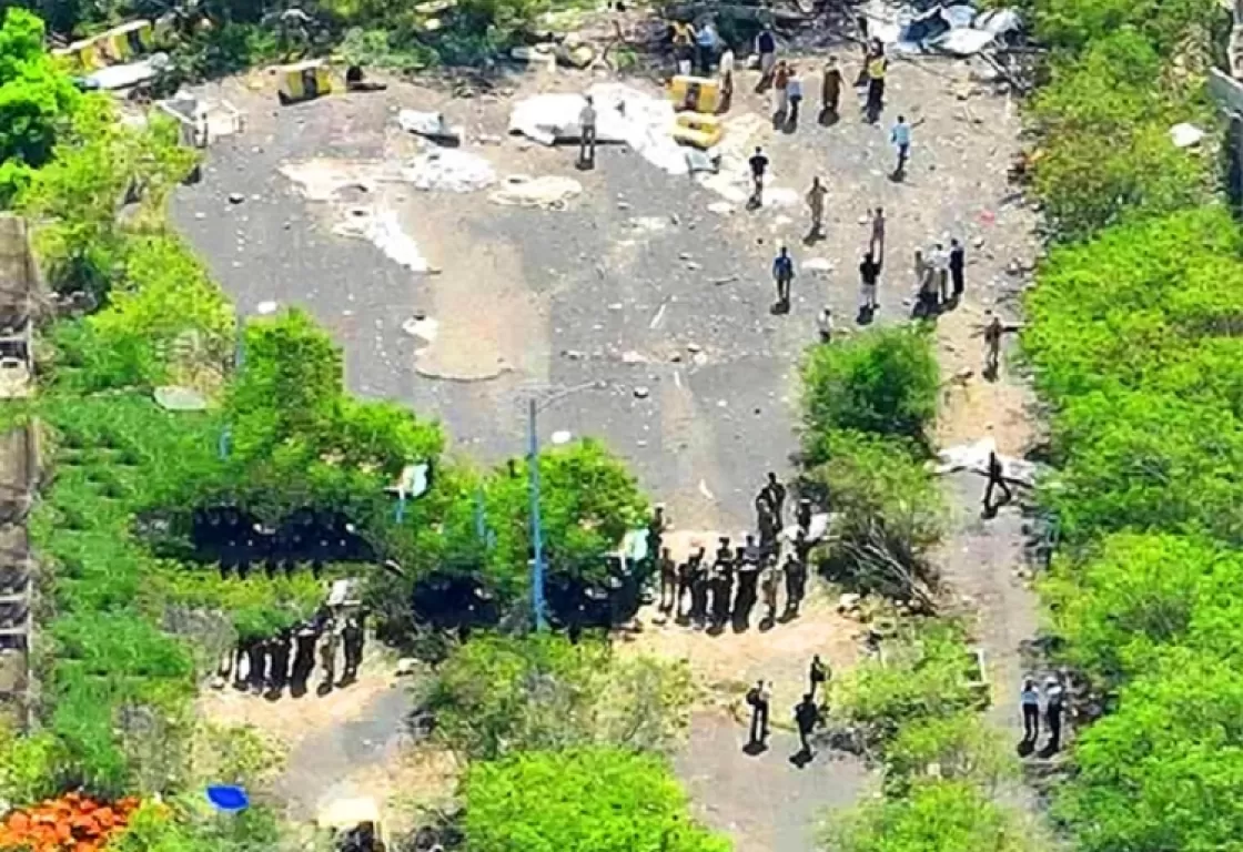 فتح الطرق يكشف زيف معارك الحوثيين والإخوان.. ما التفاصيل؟ فتح الطرق يكشف زيف معارك الحوثيين والإخوان.. ما التفاصيل؟