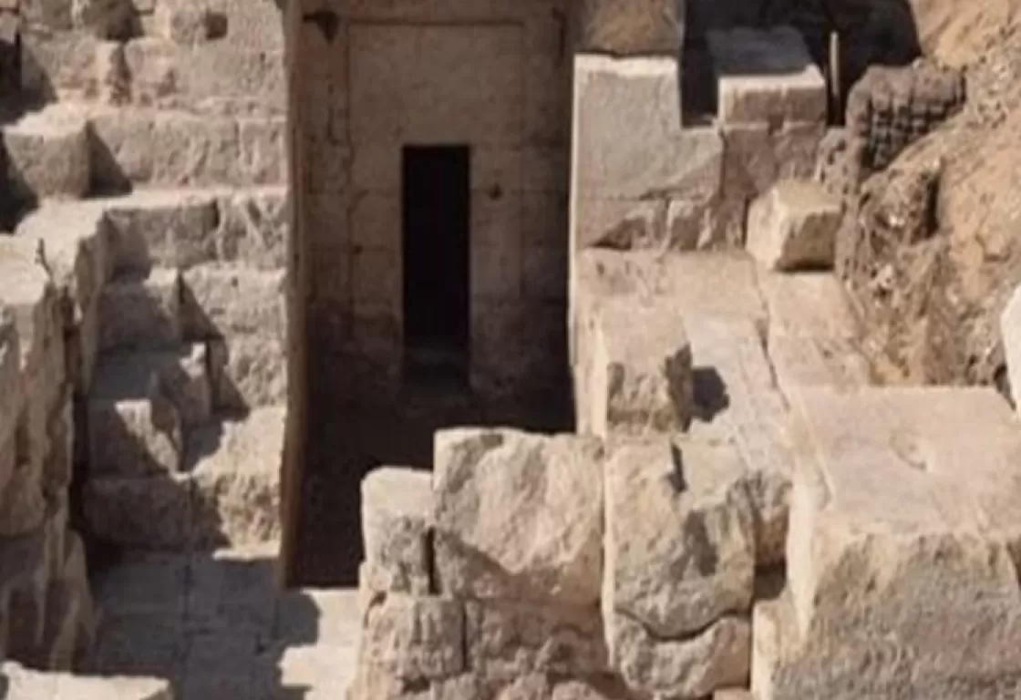 الإعلان عن كشف أثري مذهل في مدينة الأقصر الإعلان عن كشف أثري مذهل في مدينة الأقصر