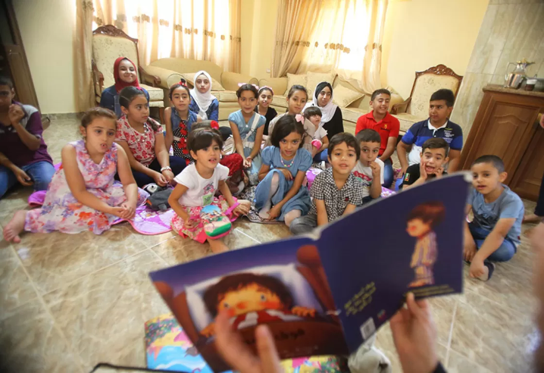 نعلّم أطفالنا القراءة.. فأين يختفي القارئون؟ نعلّم أطفالنا القراءة.. فأين يختفي القارئون؟