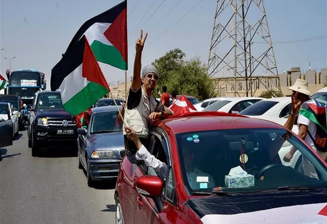 قافلة "الصمود" تحت المجهر: تحذيرات من مشروع تهجير ناعم بقيادة الإخوان قافلة "الصمود" تحت المجهر: تحذيرات من مشروع تهجير ناعم بقيادة الإخوان