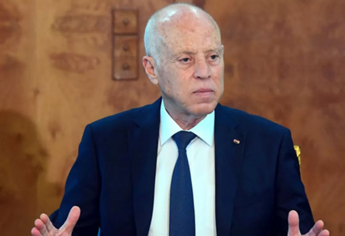 تونس.. كيف استطاع قيس سعيّد خلق مزاج شعبي معاد للإسلام السياسي ورموزه الإخوانية؟ تونس.. كيف استطاع قيس سعيّد خلق مزاج شعبي معاد للإسلام السياسي ورموزه الإخوانية؟