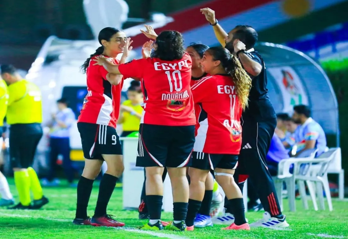 سيدات مصر للميني فوتبول يتوجن بكأس العالم بعد الفوز على البرازيل سيدات مصر للميني فوتبول يتوجن بكأس العالم بعد الفوز على البرازيل