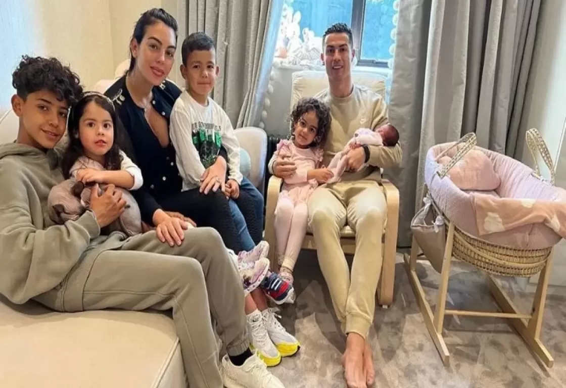 شاهد... ابنة كريستيانو رونالدو وجورجينا رودريغيز تتحدث باللغة العربية شاهد... ابنة كريستيانو رونالدو وجورجينا رودريغيز تتحدث باللغة العربية