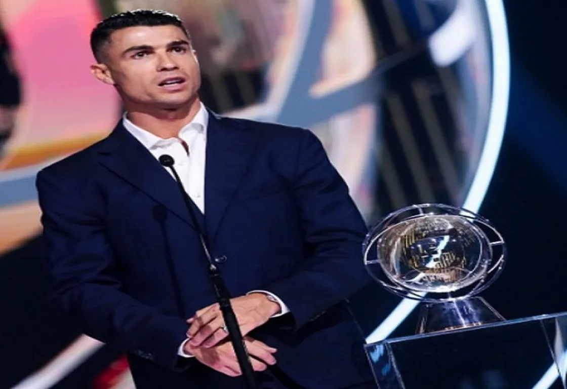 رونالدو أول ملياردير في عالم كرة القدم