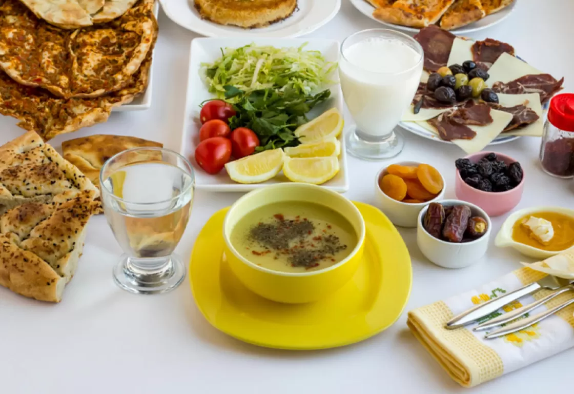 رمضان: غلاء تكاليف المعيشة يهدد موائد توارثتها الأجيال رمضان: غلاء تكاليف المعيشة يهدد موائد توارثتها الأجيال