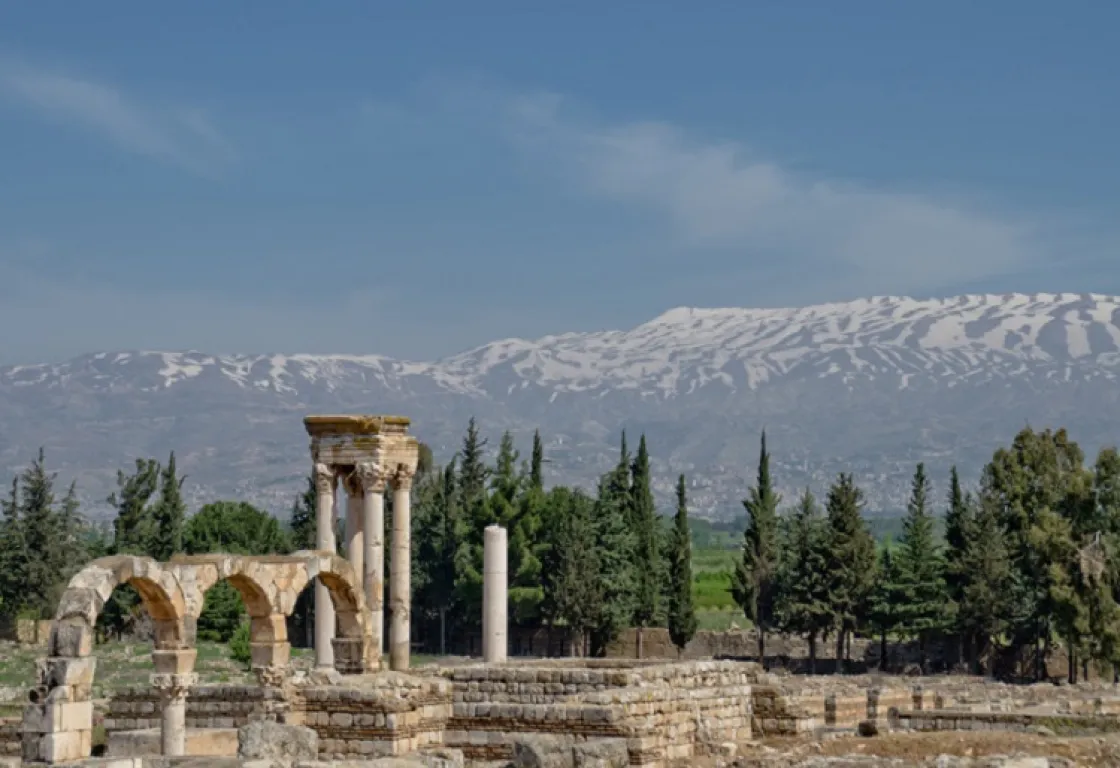 القصف الإسرائيلي يلحق دمارًا بالتراث الإنساني في لبنان القصف الإسرائيلي يلحق دمارًا بالتراث الإنساني في لبنان