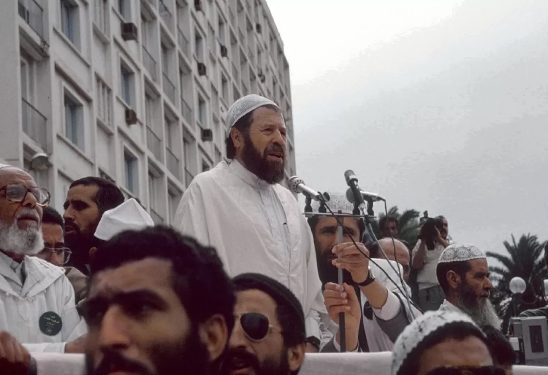 كيف دعمت إيران جبهة الإنقاذ الجزائرية؟ كيف دعمت إيران جبهة الإنقاذ الجزائرية؟