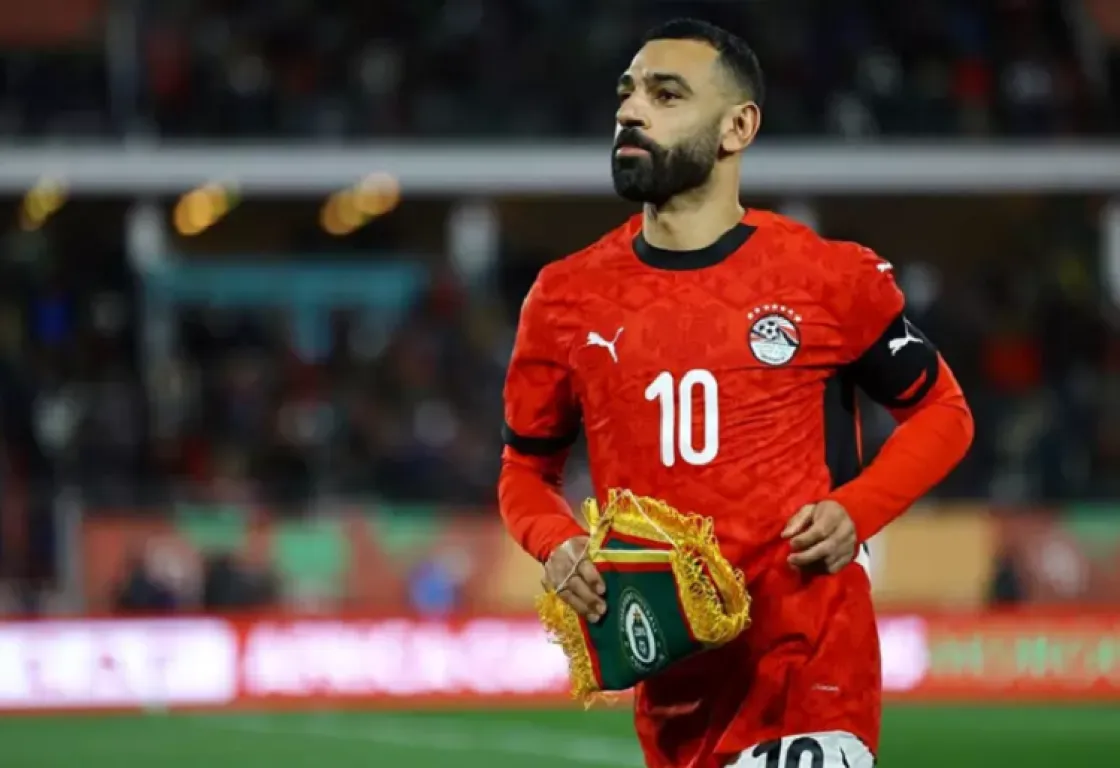 فقط عُد إلينا!.. أوين يتوسل لصلاح بعد أداء الريدز المخيب في غيابه 