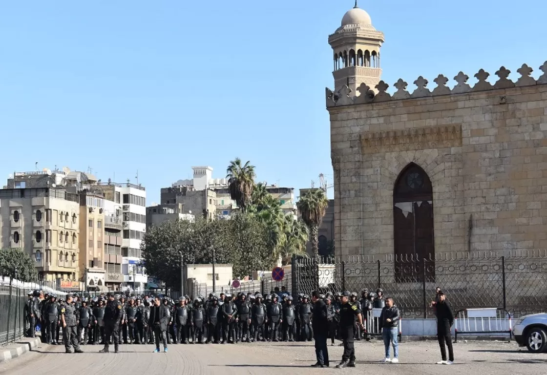 مؤسسات دينية مصرية تضع نفسها في سلة واحدة مع الإخوان مؤسسات دينية مصرية تضع نفسها في سلة واحدة مع الإخوان