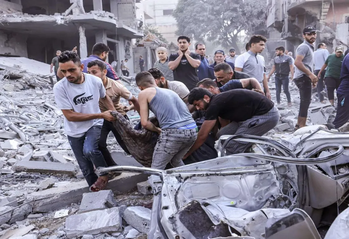 موت بلا موعد يلاحق أهل غزة في القطاع المنكوب موت بلا موعد يلاحق أهل غزة في القطاع المنكوب