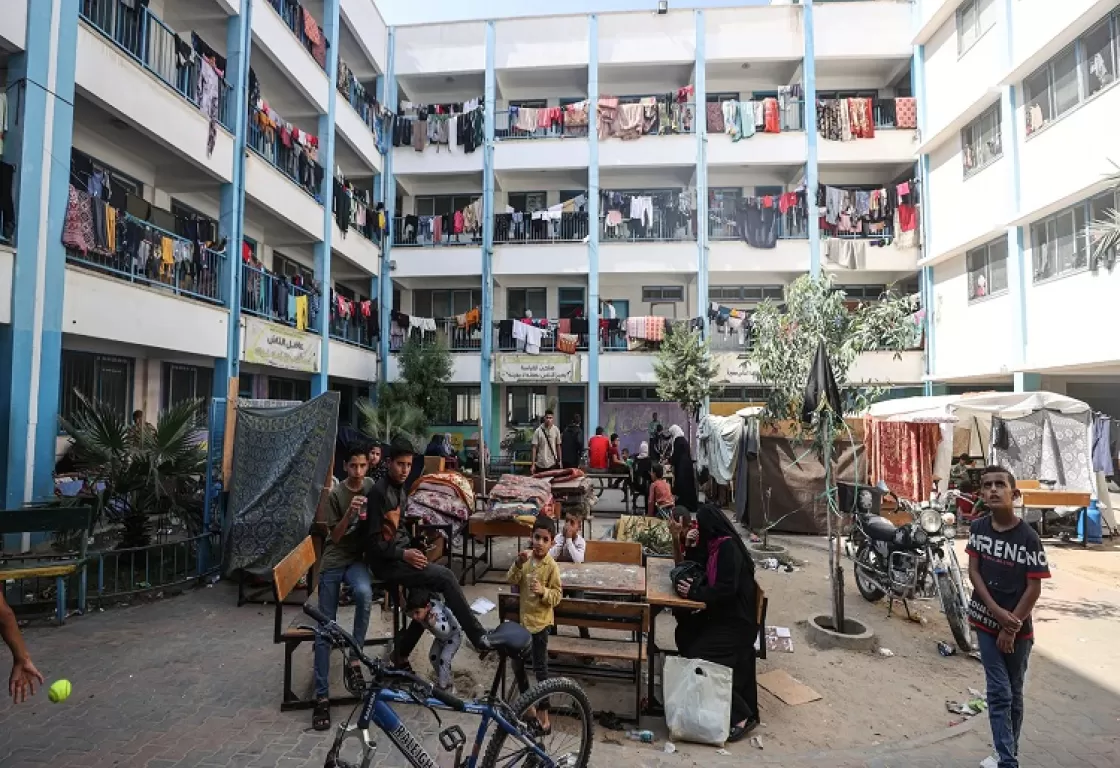 300 يستخدمون مرحاضاً واحداً و60 امرأة ينمن في صف من 60 متراً ... الناطق باسم الاونروا يقدم لـ&quot;النهار العربي&quot; لمحة بالأرقام عن الوضع المأسوي في غزة