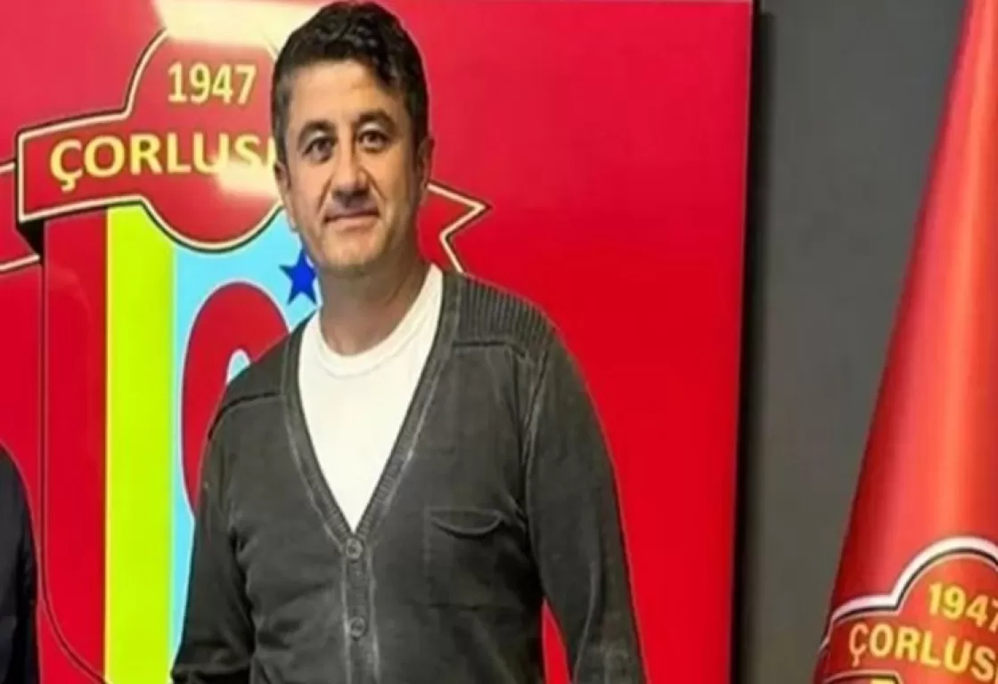 ملثم يقتل مدرب بشكتاش السابق بوابل من الرصاص ملثم يقتل مدرب بشكتاش السابق بوابل من الرصاص