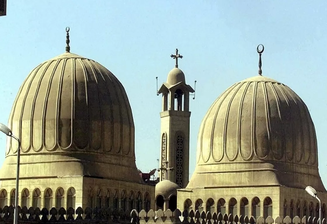 من ناحية المساجد والكنائس... مقارنة بسيطة بين عهدي الإخوان والسيسي