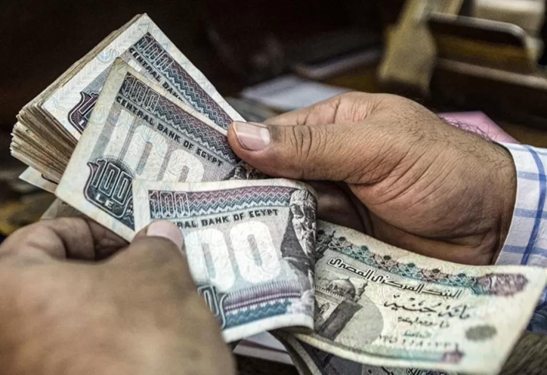 ارتفاع الدين العام وزيادة عجز الموازنة وزيادة الأعباء المعيشية... هكذا أدار الإخوان الملف الاقتصادي في مصر ارتفاع الدين العام وزيادة عجز الموازنة وزيادة الأعباء المعيشية... هكذا أدار الإخوان الملف الاقتصادي في مصر