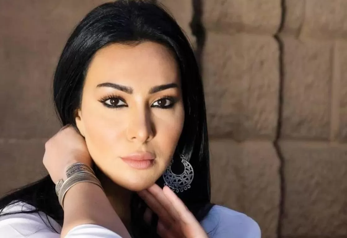 ميرهان حسين: أرفض لقب عانس وبابا مش عايزني أتجوز ميرهان حسين: أرفض لقب عانس وبابا مش عايزني أتجوز
