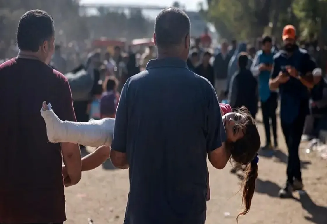 نزوح مكلف ومعاناة مستمرة... كم يدفع أهل غزة للفرار جنوباً؟