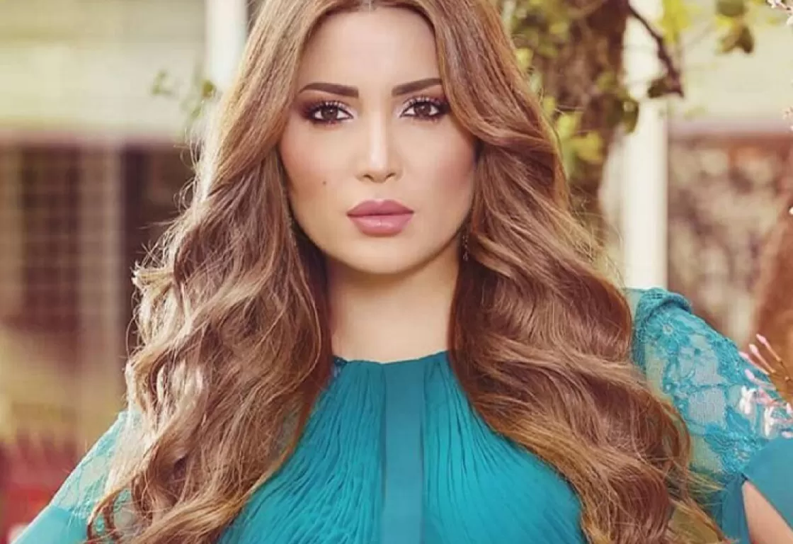 نسرين طافش تكشف تفاصيل دورها في فيلم "السيستم" وأسباب تأجيله نسرين طافش تكشف تفاصيل دورها في فيلم "السيستم" وأسباب تأجيله